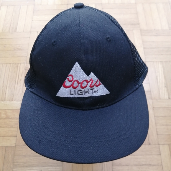 Coors Light T-shirt Medium + Trucker Hat NWT - Picture 7 of 12